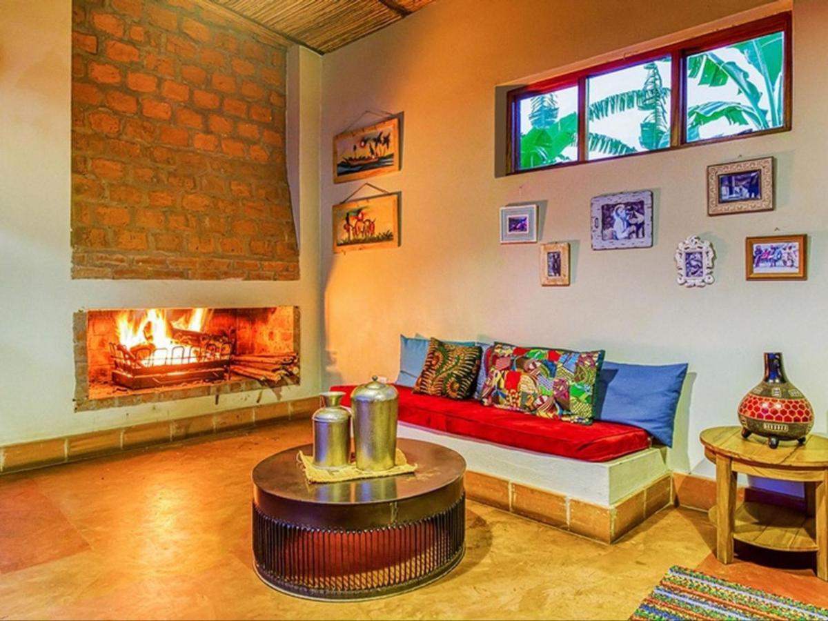 Chameleon Hill Forest Lodge Bwindi Impenetrable Park Екстериор снимка