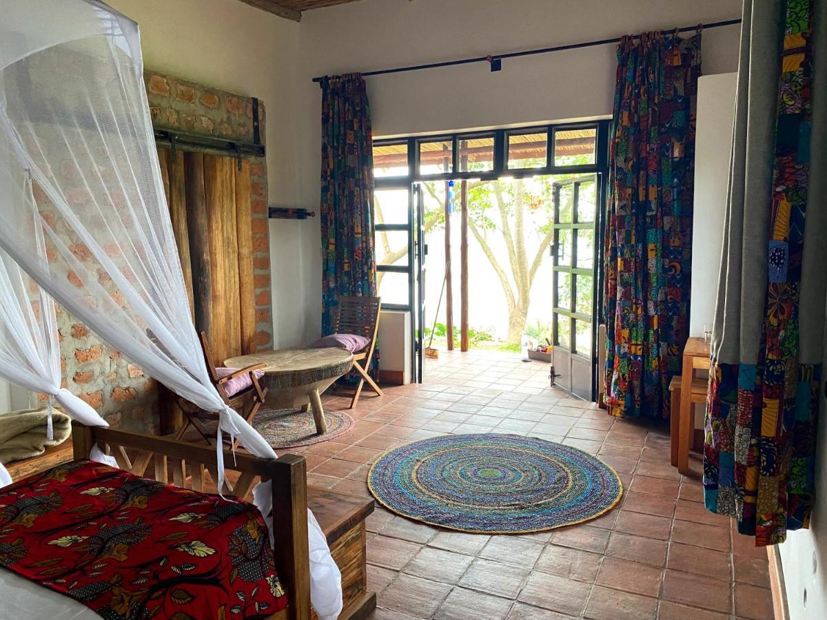 Chameleon Hill Forest Lodge Bwindi Impenetrable Park Екстериор снимка