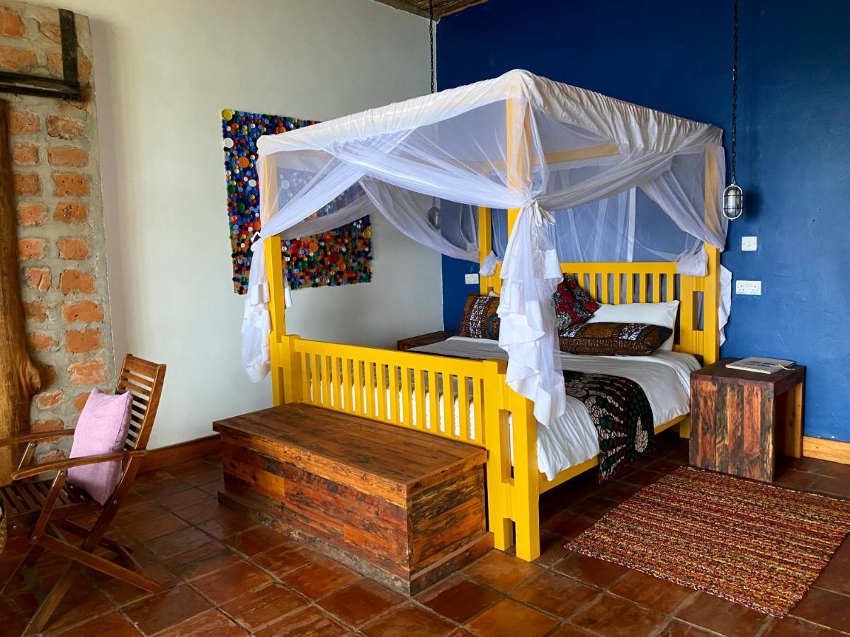 Chameleon Hill Forest Lodge Bwindi Impenetrable Park Екстериор снимка
